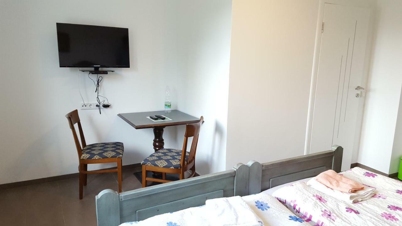 Privatzimmer Jarosch Tulln An Der Donau Eksteriør billede